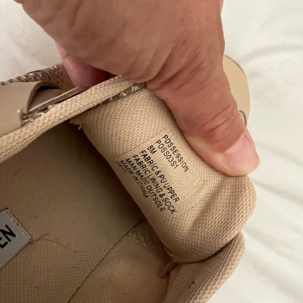 Steve Madden - Picture 4 of 7